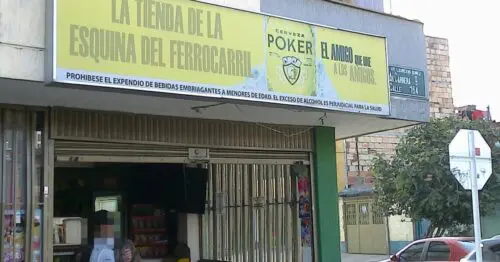 LA TIENDA DE LA ESQUINA DEL FERROCARRIL BOGOTÁ LA TIENDA DE LA ESQUINA DEL FERROCARRIL BOGOTÁ